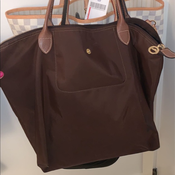 Longchamp Handbags - Long Champ Purse